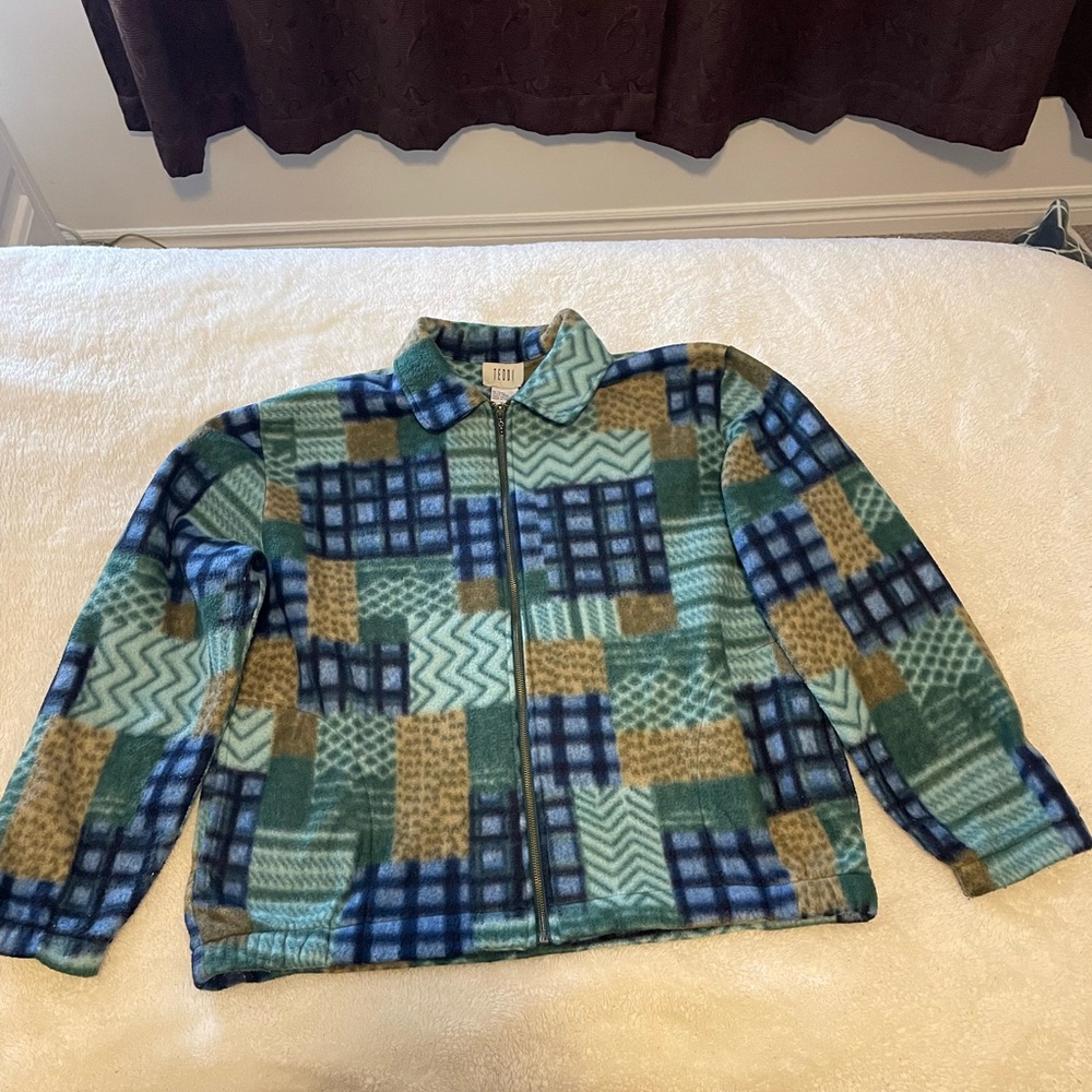 Teddi Patterned Fleece Zip Up size XL